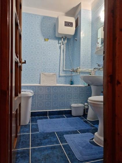 Apartament cu 3 camere decomandat, mobilat în Central
