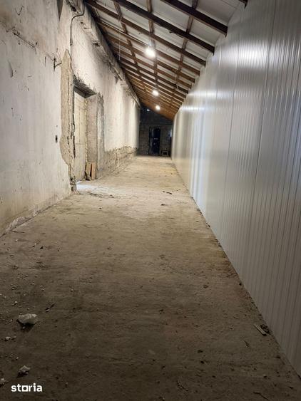 Spațiu comercial, de 750 mp, în Șerbănești