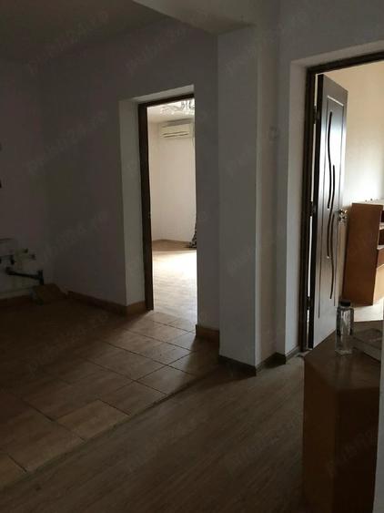 Casă cu 3 camere cu Teren 150 Mp în Central