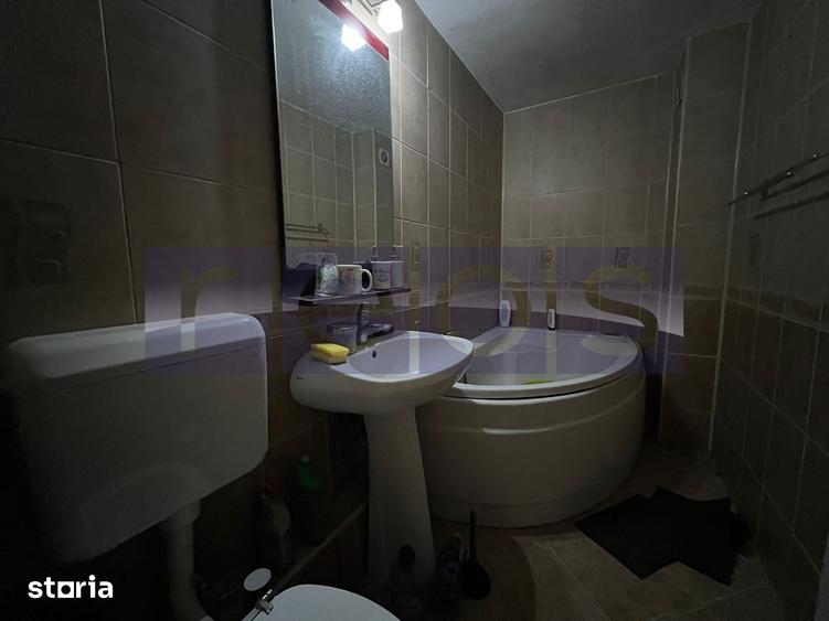 Apartament cu 4 camere în Nerva Traian