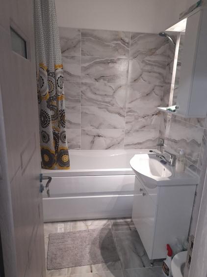 Proprietar inchiriez 2 cam 55 m - 1