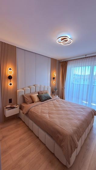 Apartament cu 3 camere semidecomandat în Florești