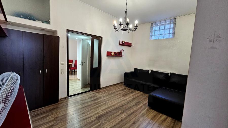 Apartament cu 2 camere nedecomandat, mobilat în Ultracentral