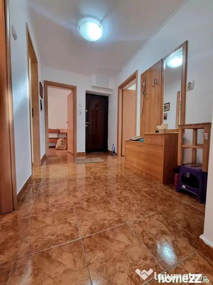 Apartament cu 4 camere decomandat în Ultracentral
