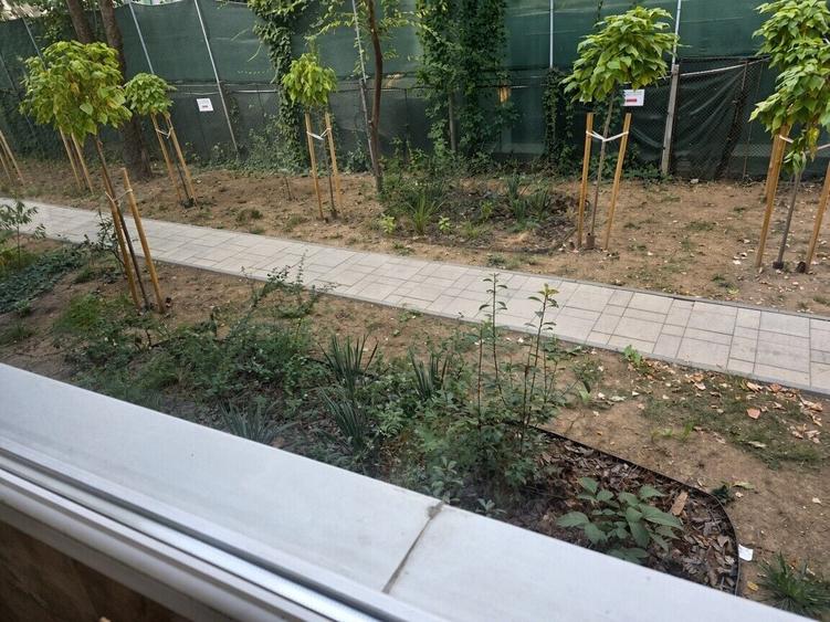 Apartament cu 2 camere decomandat, mobilat în Barbu Văcărescu