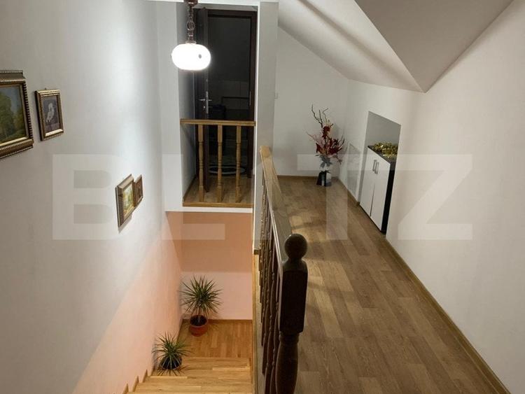 Casă individuală cu 5 camere cu Garaj în Chișoda