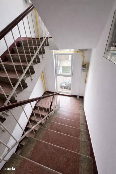 Apartament cu 2 camere semidecomandat în Malul Mureșului