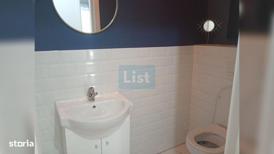 Apartament cu 3 camere în Piața Centrală