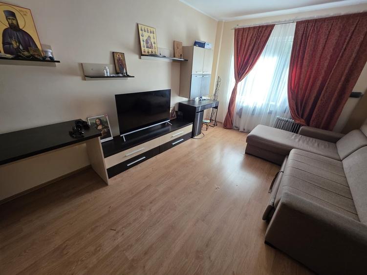 Apartament cu 2 camere decomandat în Morarilor