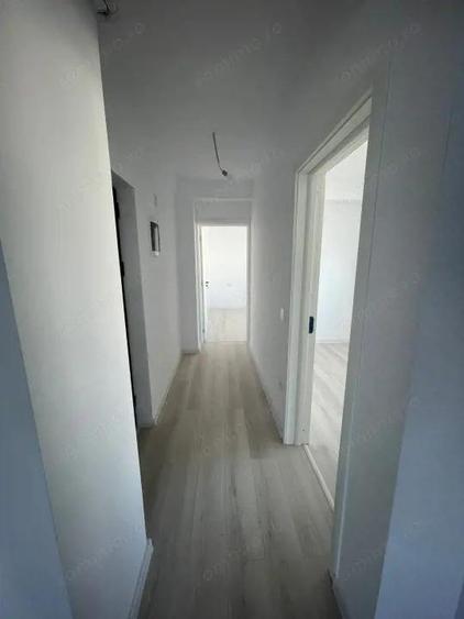 Apartament cu 3 camere în Pielești