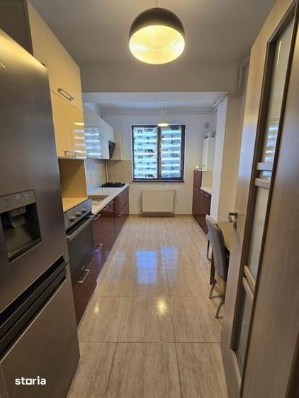 Apartament cu 3 camere decomandat în Ghencea