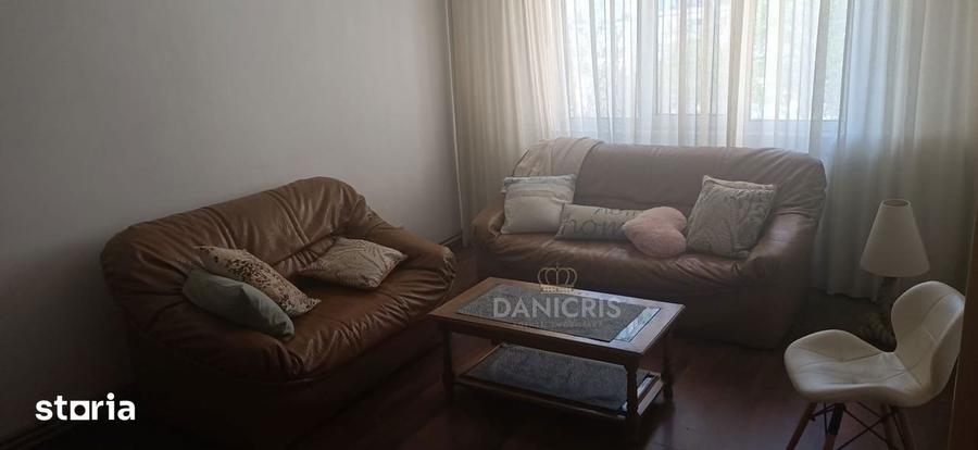 Apartament cu 3 camere decomandat, mobilat în Faleza Nord