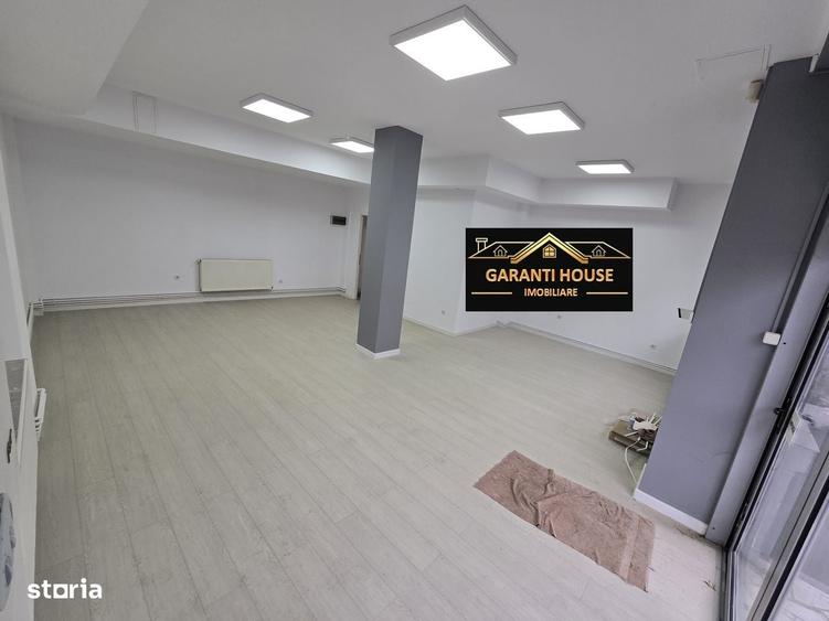 Spațiu comercial, de 98 mp, în Central