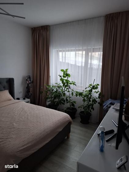 Casă cu 7 camere cu Teren 516 Mp în Cumpăna