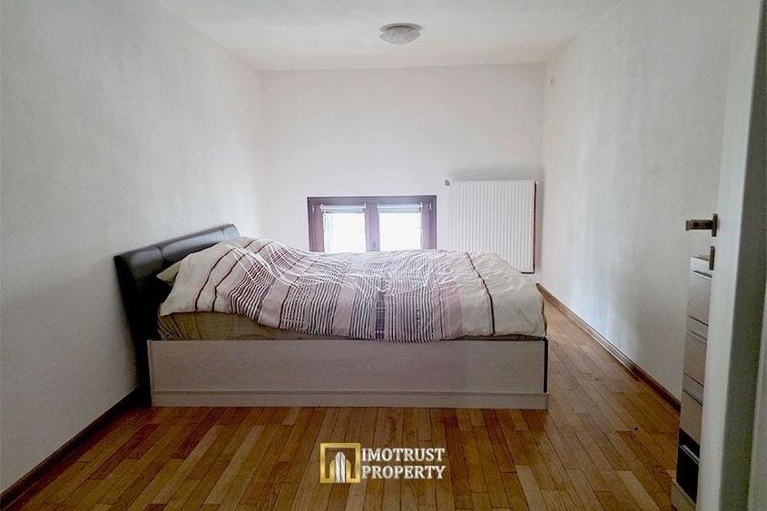 Apartament cu 5 camere decomandat în Ultracentral