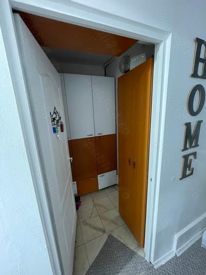 Spațiu comercial, de 32 mp, în Hunedoara