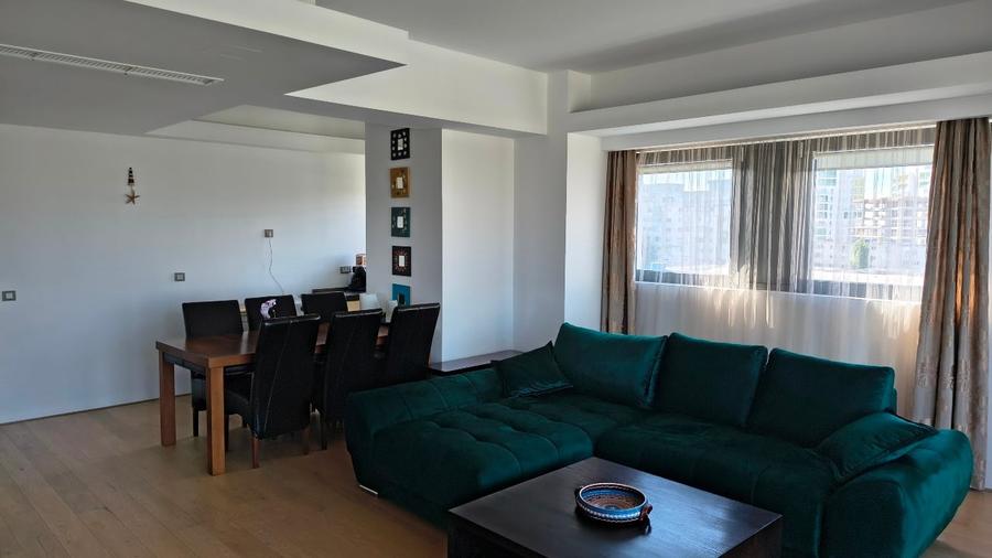 Apartament cu 2 camere decomandat, mobilat în Faleza Nord