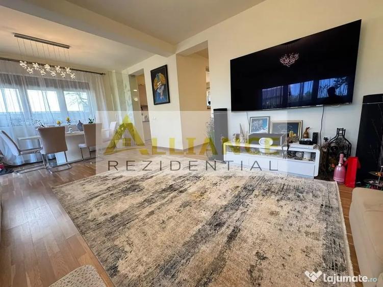 Casă cu 4 camere cu Teren 300 Mp în Glina