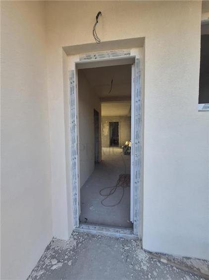 Duplex cu 4 camere cu Teren 300 Mp în Moșnița Nouă