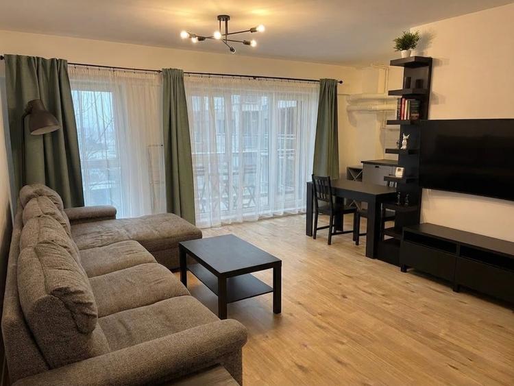 Apartament cu 2 camere semidecomandat în Floreasca