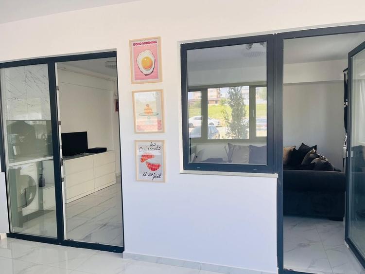 Apartament cu 2 camere semidecomandat, mobilat în Cârcea