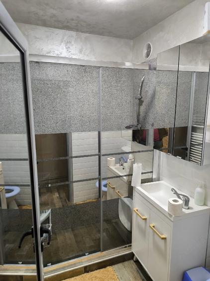 Garsonieră decomandată în Hipodrom