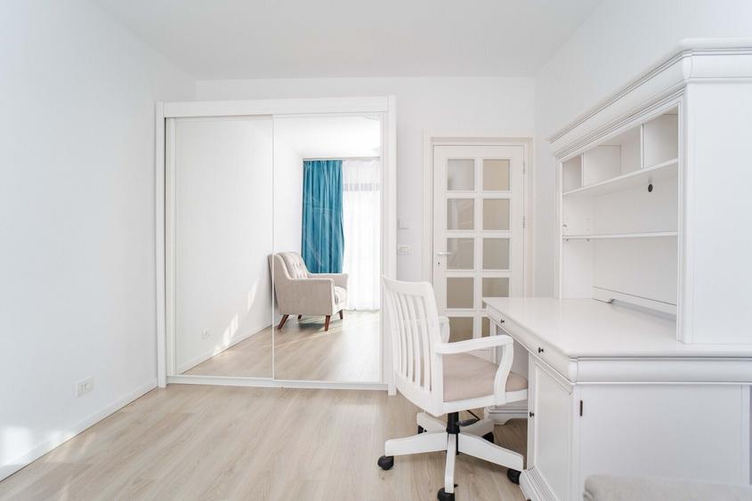 Duplex cu 4 camere cu Canalizare în Păcurari