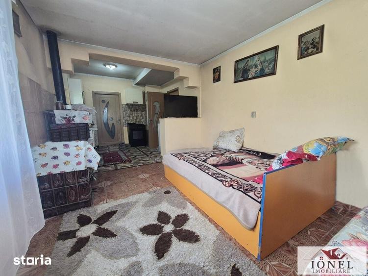Casă cu 3 camere cu Teren 1071 Mp în Vințu de Jos