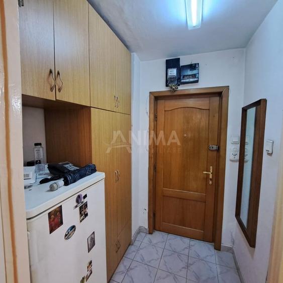 Garsonieră semidecomandată, mobilată în Mărăști