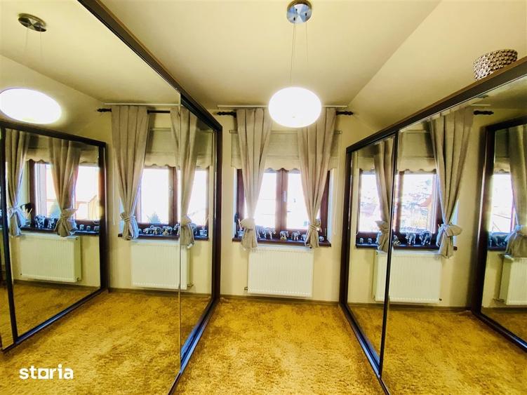 Casă cu 4 camere cu Teren 475 Mp în Șura Mare