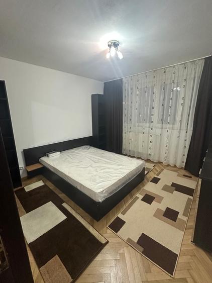 Apartament cu 2 camere decomandat în Giurgiului