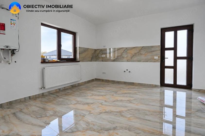 Casă cu 3 camere cu Teren 507 Mp în Dumbrava