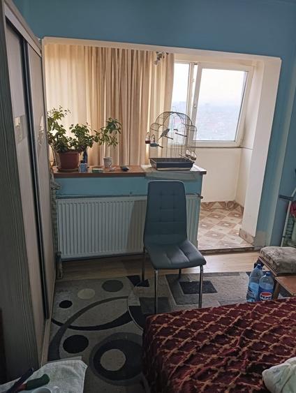 Apartament cu 3 camere decomandat în Rahova