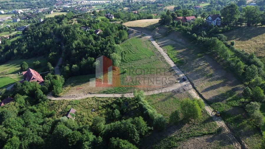 Teren Construcții intravilan de 1000 mp, în Bran