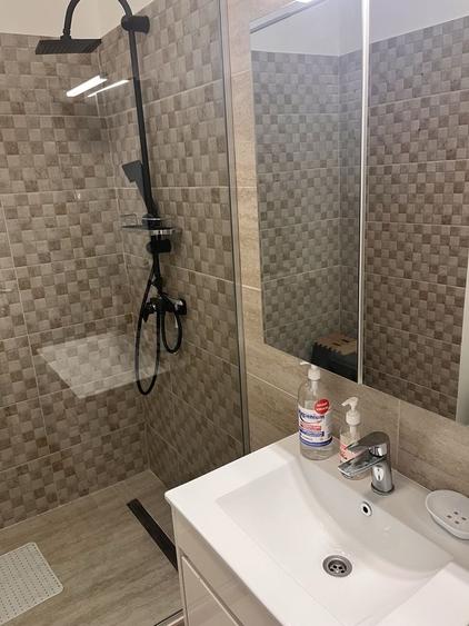 De vanzare apartament cu 2 camere, cartier 1 Mai - 4
