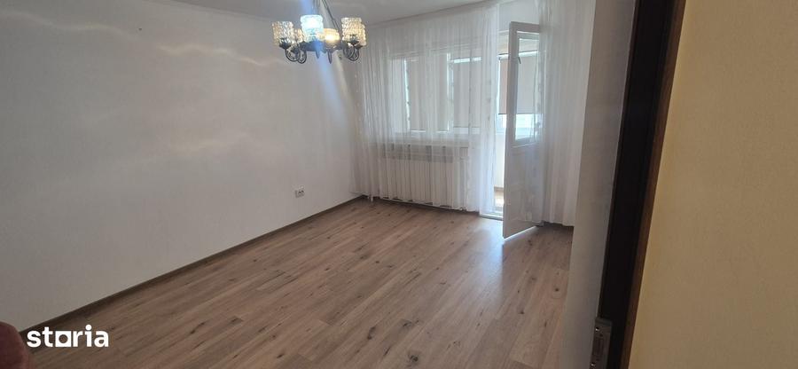 Apartament 2 camere decomandat Tomis III Macul Rosu 95000 euro - 3