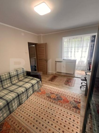 Apartament 2 camere, decomandat, etaj 1, zona Catedralei - 1