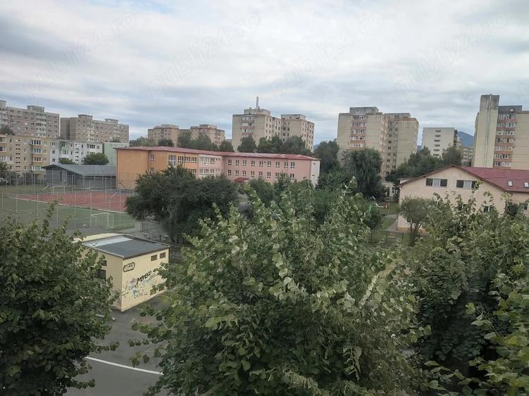 Apartament cu 2 camere decomandat în Astra