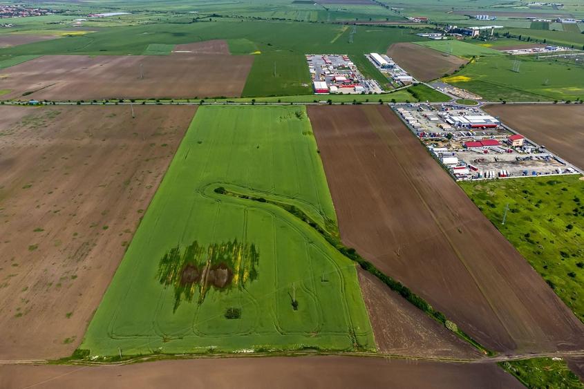 Teren Construcții intravilan de 50513 mp, în Nord-Est