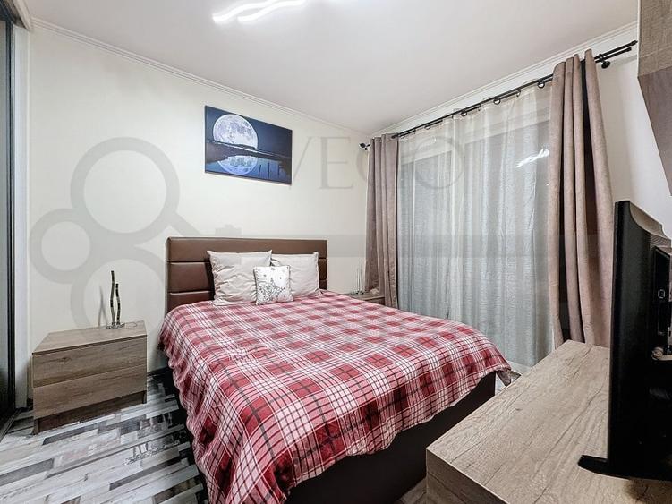 Apartament cu 2 camere semidecomandat, mobilat în Central