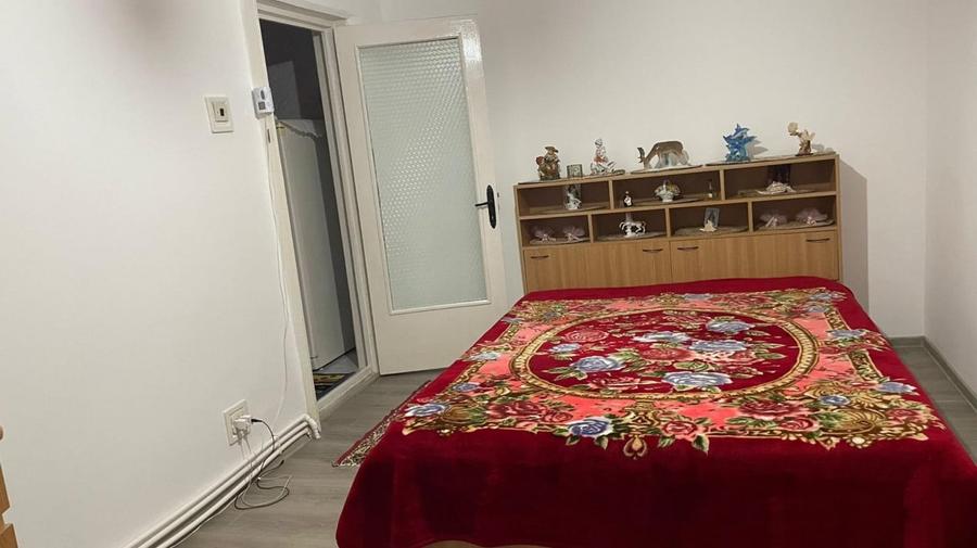 Apartament cu 3 camere decomandat, mobilat în Vidin-Progresul