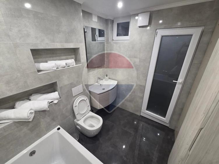 Apartament cu 3 camere decomandat în Spitalul Județean