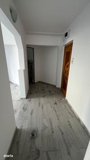 Apartament cu 2 camere RENOVAT ETAJUL 3 !!! zona Micro 16 - 5