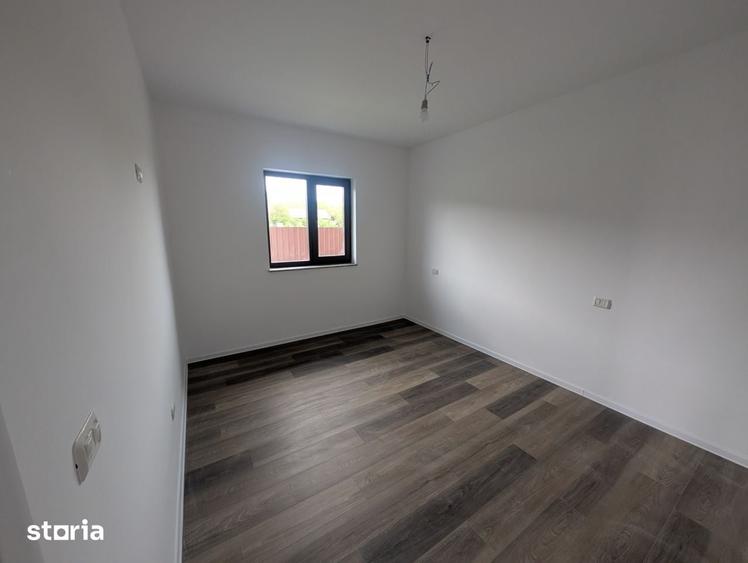 Casă cu 4 camere cu Teren 350 Mp în Hemeiuș