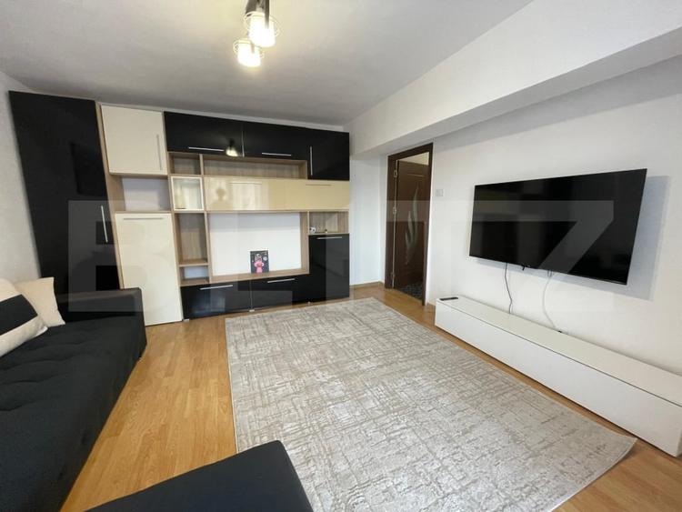 Apartament cu 2 camere decomandat, mobilat în 13 Decembrie