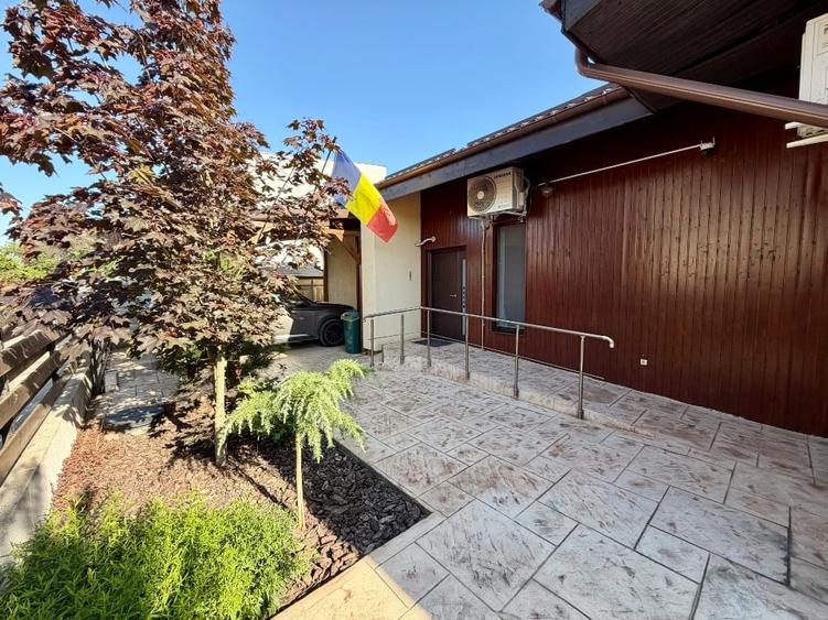 Casă individuală cu 4 camere cu Canalizare în Tunari
