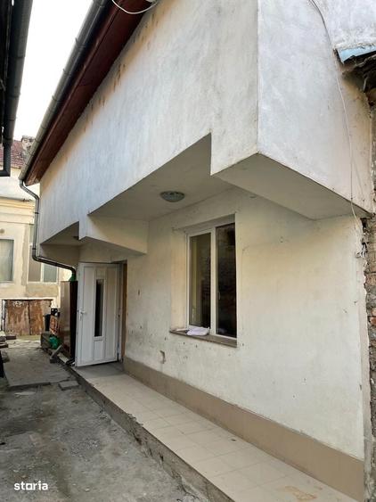 Casă cu 3 camere cu Teren 40 Mp în Ultracentral