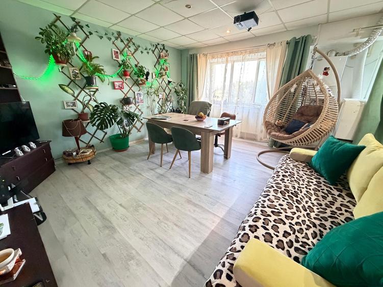 3 camere 2 bai 76mp etaj intermediar bloc pe cadre zona Nicolina - 2