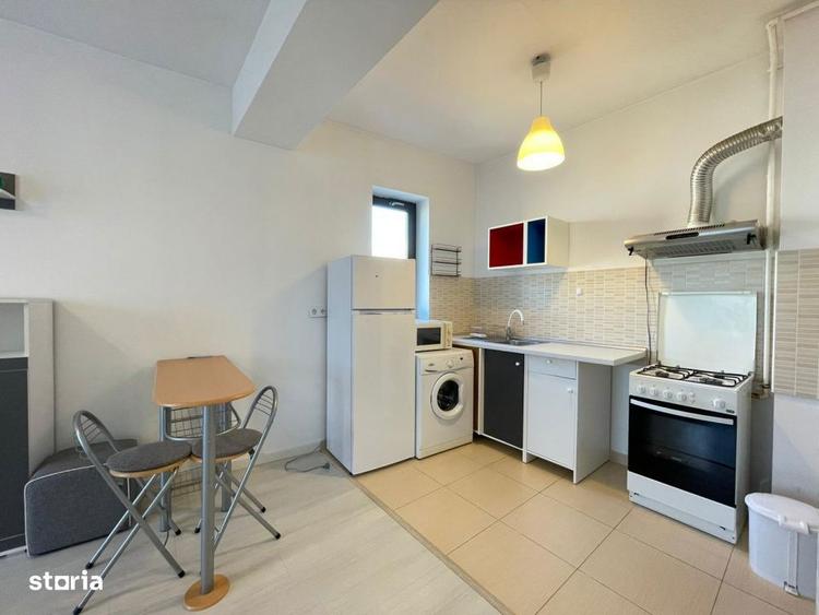 Apartament cu 2 camere semidecomandat, mobilat în Obor