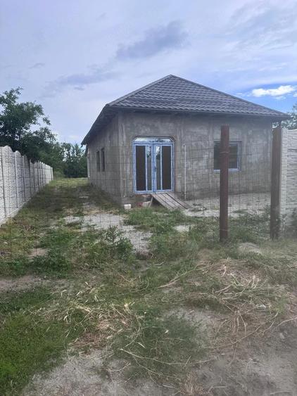 Casă cu Teren 1125 Mp în Amărăști